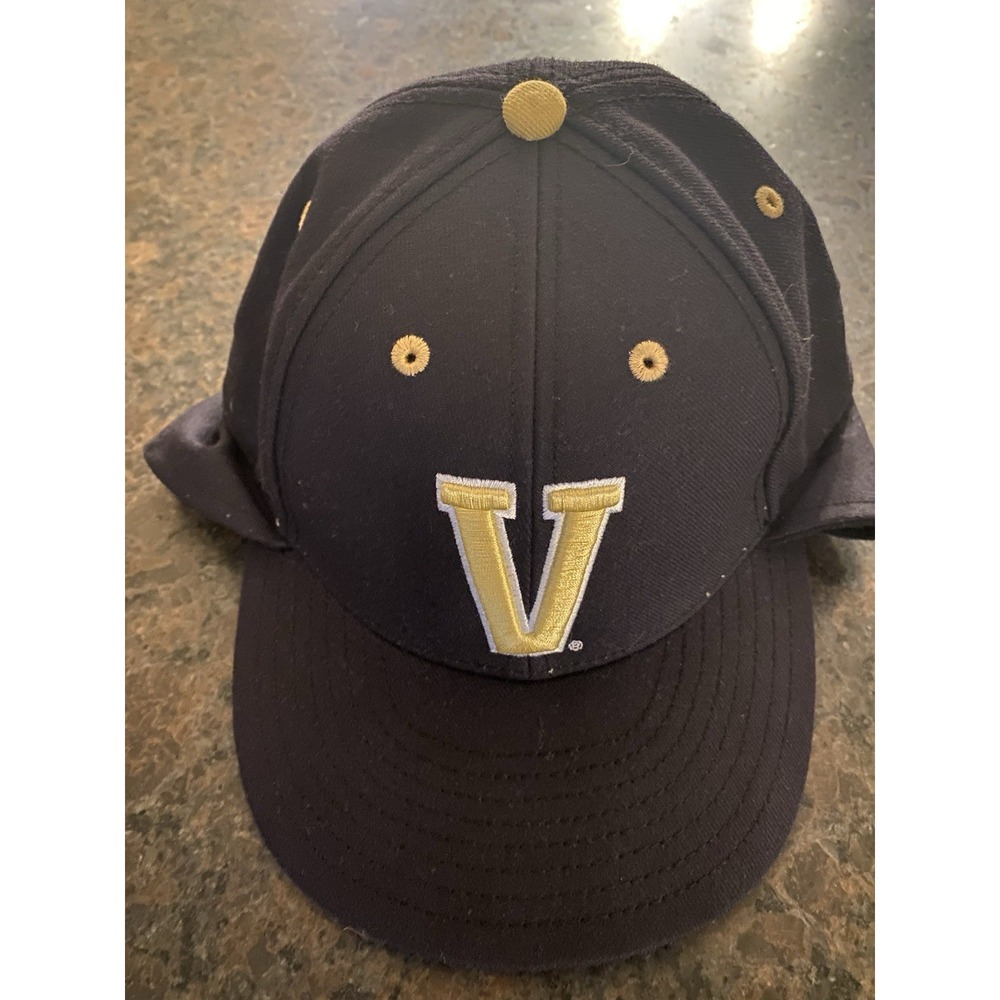 The Game Vanderbilt Commodores Vandy Ear Cover Wool Baseball Fitted 7 1/4 Hat